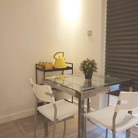 Rjo Serviced Accommodation Перфлит Экстерьер фото